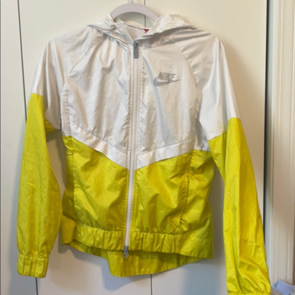 Nike wind breaker